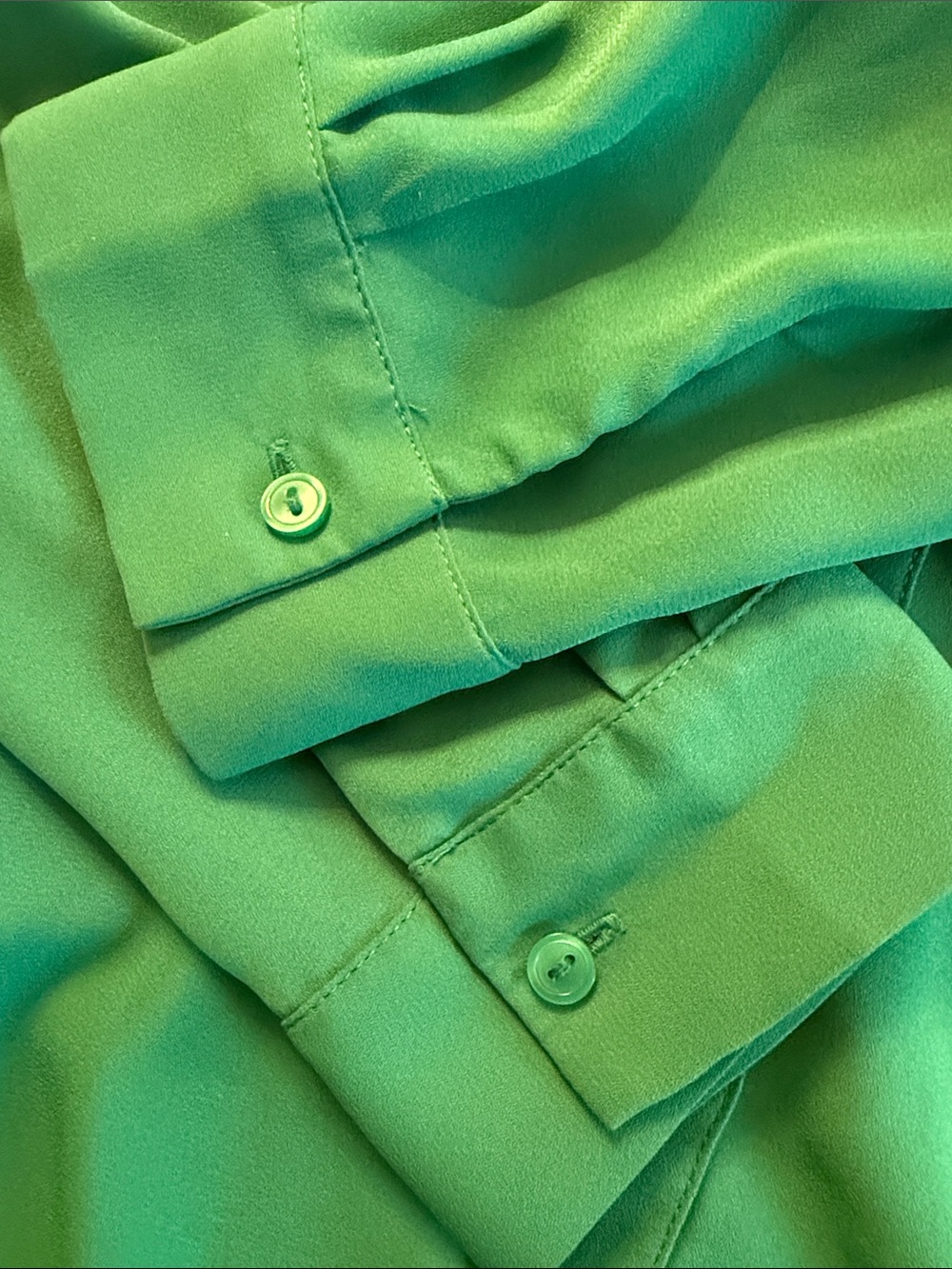 The Limited Green Portofino Style Blouse Size Large Button Front Career Top - Picture 13 of 13
